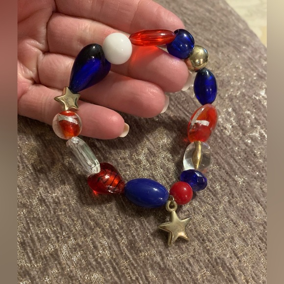 Gold Star Beaded Stretch Bracelet, Red, White Blue, Americana, Like New - Picture 2 of 6